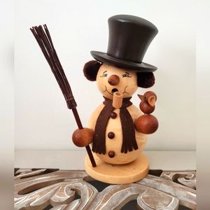 Holzknust Christian Ulbricht snowman smoker